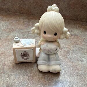 1981 Charter Member Collectors Club Precious Moment